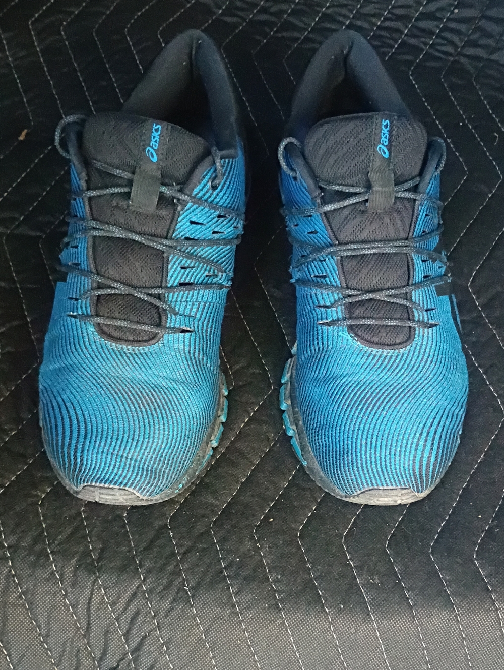 ASICS Men's Blue and Black Athletic Running Sneakers